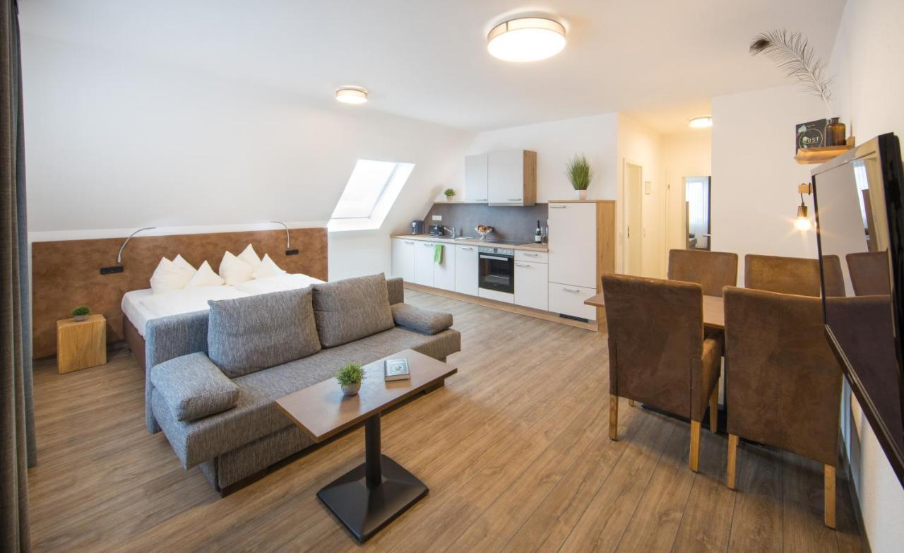 Hotel Am Kurpark Spaeth Бад Виндсхайм Екстериор снимка